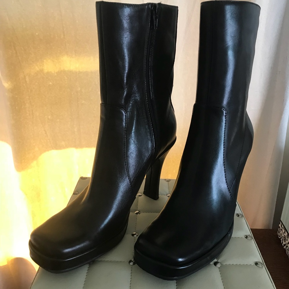 Nine West Black Leather Boots